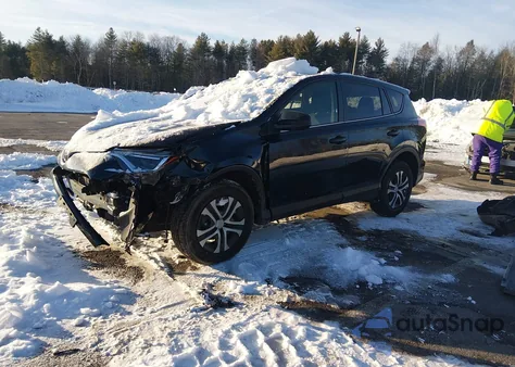 2018 Toyota Rav4 Le из США, поврежденный, VIN JTMBFREV4JJ251437